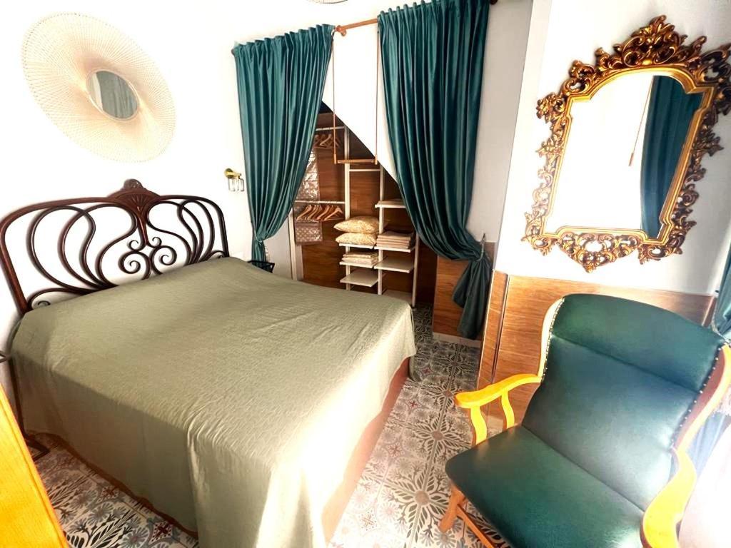 Esmeralda Apartment With Free Private Underground Parking Валенсія Екстер'єр фото